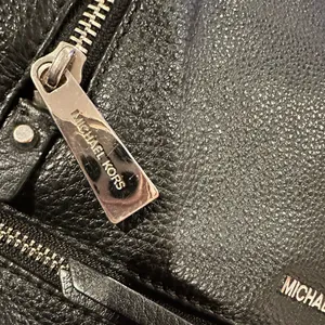 Michael Kors Rhea BLACK PEBBLE Leather Casual Backpack Goldtone Details thumbnail 8