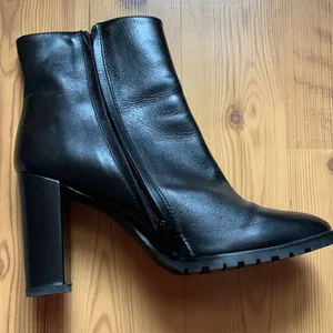 Caramelo Women boots SZ 10 thumbnail 1