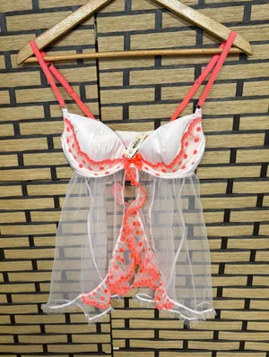 Victorias Secret Lingerie Size 34B thumbnail 1