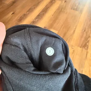 Lululemon Black Drawstring Jogger Pants thumbnail 5