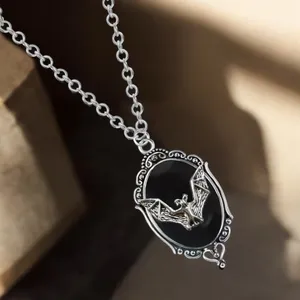 Retro Gothic Style Oval Vampire Bat Pendant Necklace Fashion Collarbone Chain‎ thumbnail 6