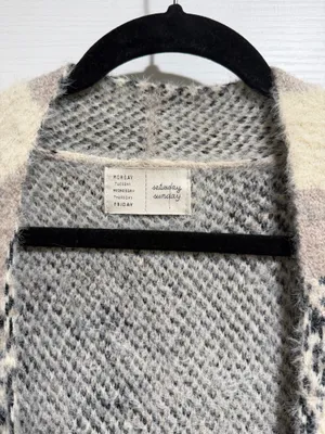 Anthropologie cardigan thumbnail 6