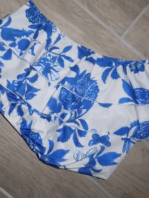 One-Shoulder Blue Floral Ruffle Crop Top thumbnail 5