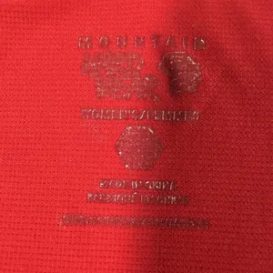 Mountain Hardwear Shirt Womens Small Red Short Sleeve Raglan‎ Performance thumbnail 3