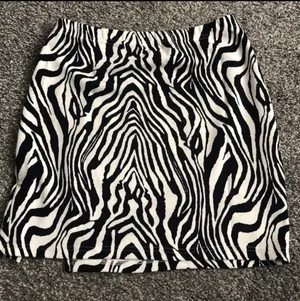 Skirt thumbnail 3