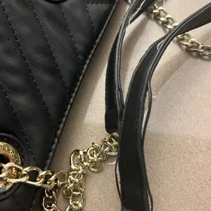 Bag Stylish Black Quilted Shoulder Bag with Chain Straps VERA New York Preowned thumbnail 3