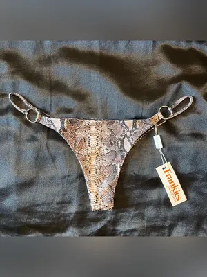 NWT Frankie’s Bikinis Bikini Bottoms thumbnail 2
