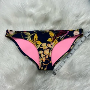 TRIANGL Swimwear Floral Bikini Bottom thumbnail 5