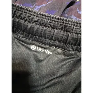 Lululemon Hotty Hot Short II 2.5 Purple Black Camo Low Rise Running Short Size 8 thumbnail 7