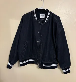Old Navy Denim Varsity Bomber Jacket L Dark Wash Snap Front Striped thumbnail 1