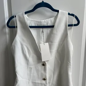 Zara Dress Women XL White Old Money‎ Pleated Mini Skirt V-Neck Waistcoat Vest thumbnail 4