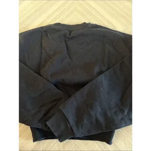 Alo Yoga Accolade Cropped Crew Pullover Sweatshirt Small Black French Terry thumbnail 6