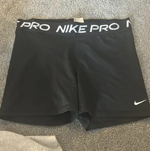 Nike Pro Shorts thumbnail 1