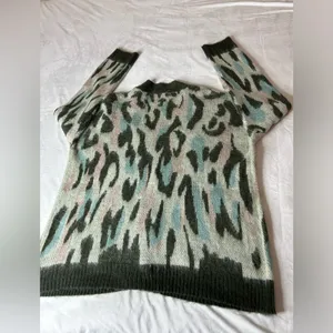 Mystree Womens Soft Cardigan Sweater Size Medium Button Up Pockets Multi Pattern thumbnail 5