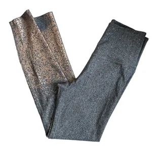 Beyond Yoga Alloy Ombré Metallic Gray Leggings Medium Activewear Workout thumbnail 1