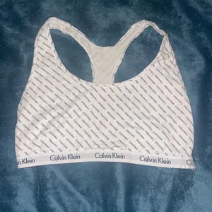 Calvin Klein sports bra thumbnail 1
