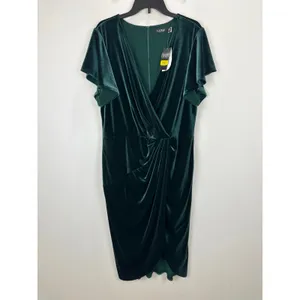 Lauren Ralph Lauren Velvet Flutter Sleeve Cocktail Midi Dress Green US 16 NWT thumbnail 7