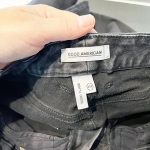 Good American High Waisted Denim Good Flare Jeans Washed Black 8 / 29 thumbnail 4