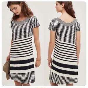 Anthropologie Mauve Haven Soft Knit Striped Navy White Shift Dress W-640 Size M thumbnail 2