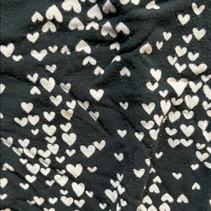 Victoria's Secret Black and White Heart Patterned pajama bottoms thumbnail 3