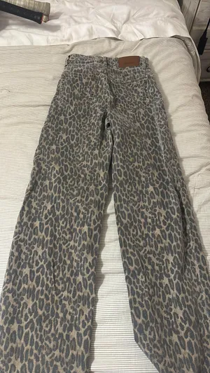 Buckle Jeans thumbnail 3