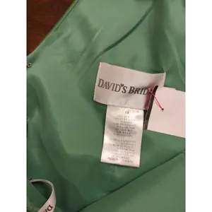 David's Bridal Prom/Wedding/evening Olive Green Dress Size 14 thumbnail 11