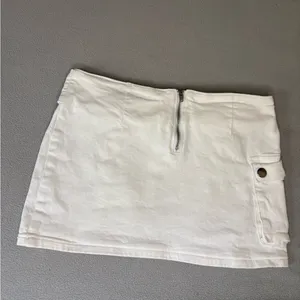 Edikted White Grommet Belted Mini Skirt thumbnail 3
