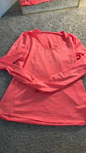 Athleta Workout Top Long Sleeve thumbnail 6
