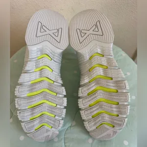 NWT Nike Free Metcon 5 Premium Women’s size 9 thumbnail 12