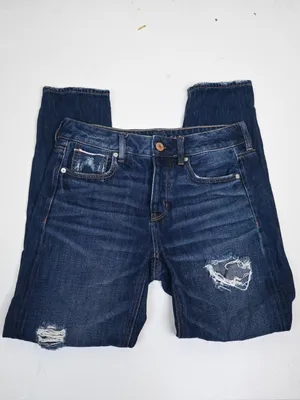 American Eagle Women's 4 Tomgirl Dark Wash Jean thumbnail 4
