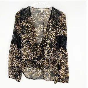 LOVESTITCH Women's Lace Detail Printed Bell Sleeve Blouse Size‎ M Boho thumbnail 2