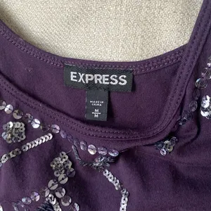 Express size M bejeweled tank in a deep plum thumbnail 4