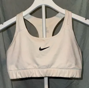 Nike Sports Bra Dri-Fit thumbnail 1