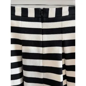Boden Striped Skirt Woman's Black White Cotton Preppy Minimalist Pockets Size 12 thumbnail 6