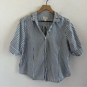 J Crew Short-Sleeve Button-Up Shirt in Stripe Style G7496 Small thumbnail 1
