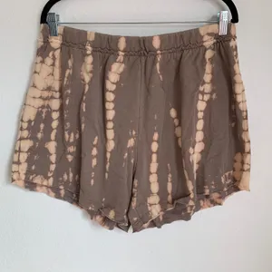 NWT Lulu's It's a Lifestyle Lounge Shorts‎ in Brown Tie-Dye thumbnail 2