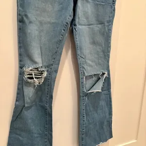 Good American Womens Denim High Rise Jeans Bootcut Distressed Size 8/29 RN151301 thumbnail 4