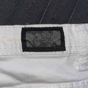 Earl Jean skirt thumbnail 4