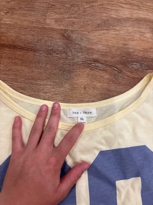 Yellow 28 graphic tee thumbnail 3