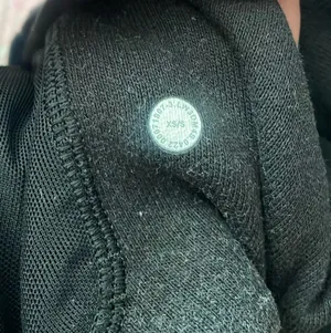 Black Lululemon Scuba XS/S thumbnail 3