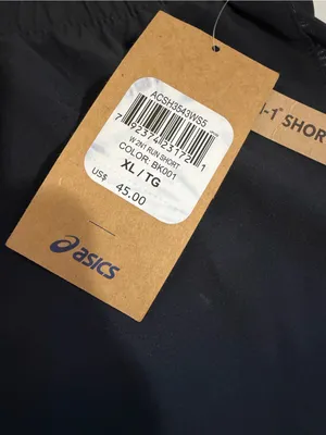 NWT Asics 2-in 1 Running Shorts Womens Size XL Black thumbnail 2
