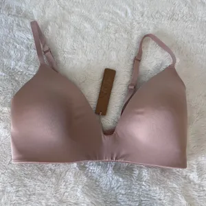 SKIMS Women's Wireless Form Lightly Lined Bra Mica Size‎ 32D BR-WRL-1889 NWT thumbnail 2
