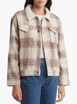 Vigoss Plaid Faux Shearling Collar Crop Trucker Jacket Size M thumbnail 1