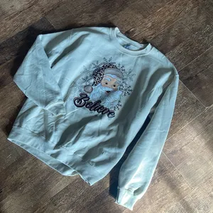 Gildan Cheetah Santa Christmas Believe Crewneck Sweatshirt thumbnail 2