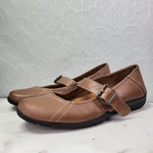 Natural Soul Naturalizer Leather Mary Jane Flats Womens 8 Brown Buckle Strap thumbnail 3