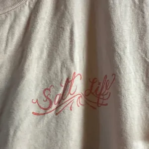 Womens Salt life shirt light pink thumbnail 4