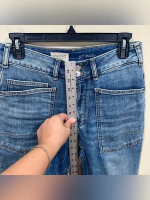 Anthropologie Pilcro the Wanderer Jeans Relaxed Fit Cuffed - Double Button Front thumbnail 6