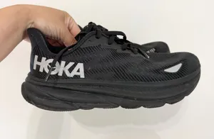 Hoka One One HOKA Clifton 9 GORE-TEX Black size 8 thumbnail 1