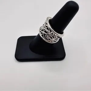Vintage Celtic Knot Trinity Scroll
Simple Plain Ring size 6.5 and 1.5 cm Silver thumbnail 7