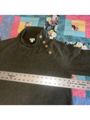 J.Crew Women's Medium Button-Accent Pullover Sweater Cozy Outdoor Stylish J.Crew thumbnail 7